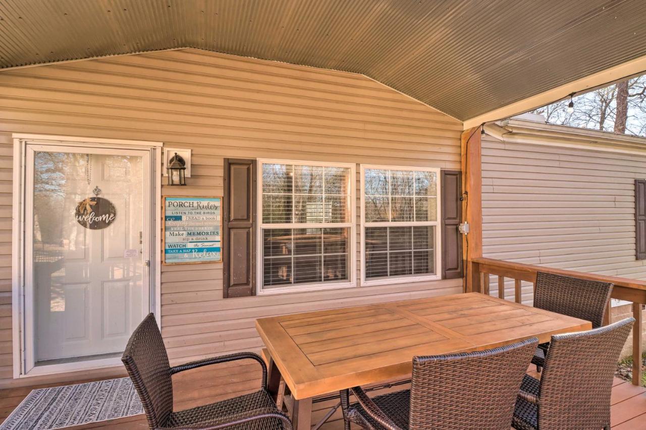 Lakefront Greers Ferry Cabin With Covered Boat Slip! Fairfield Bay Esterno foto